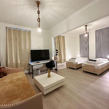 2 Schlafzimmer Waschenspuelmaschine Duisburg Luaran gambar